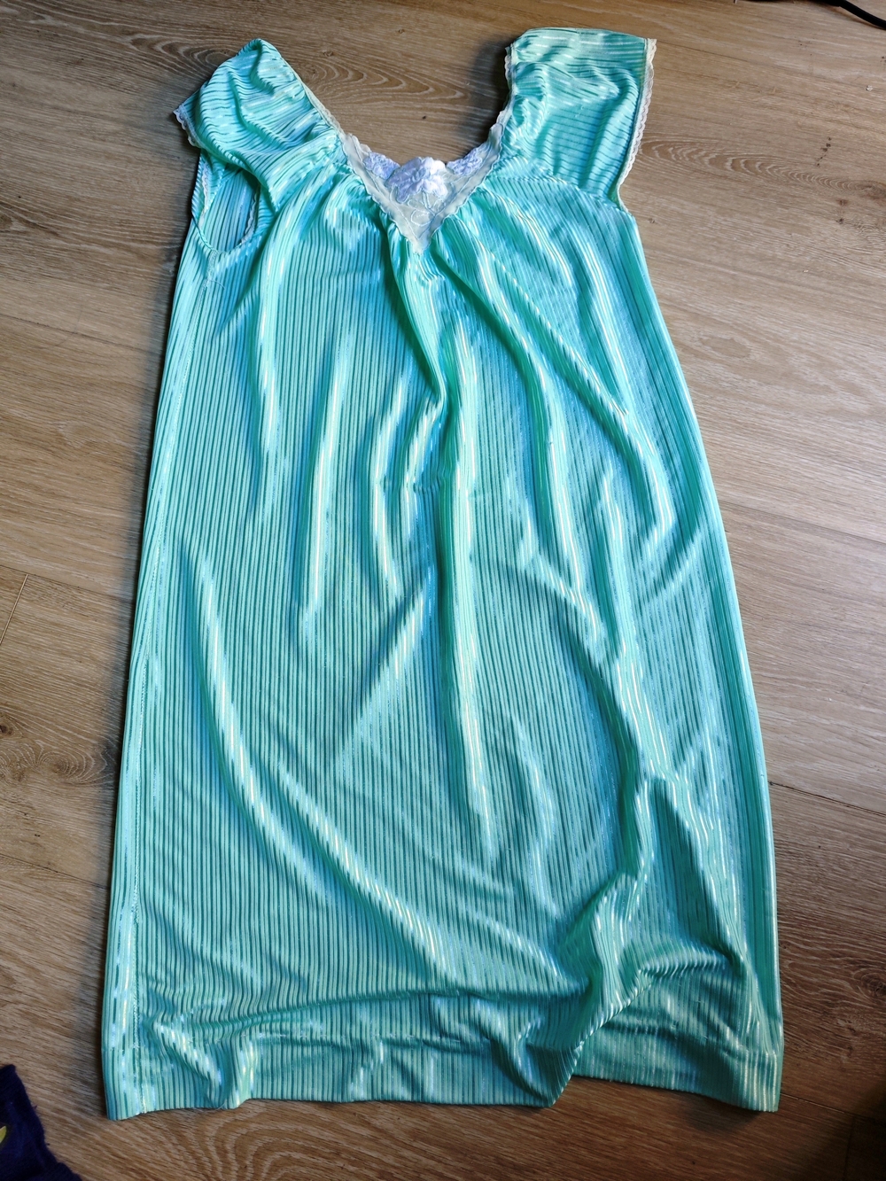 Vintage Stunning shining Aqua Ribbed Nightgown with Lace Trim